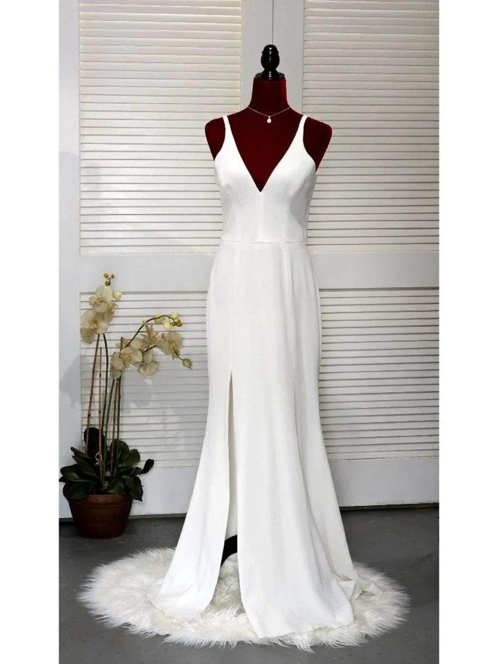 Dress the Population Women's Off White Iris Iris Slit Crepe Gown Dress Sz M 153 - Picture 1 of 13